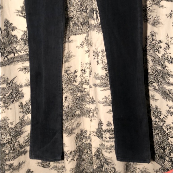 Jeans - Picture 2 of 5